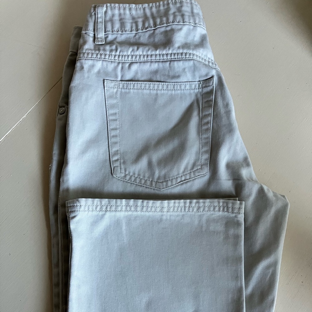 Capris pants - Picture 5 of 5